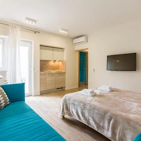 Nina Apartmán Fažana