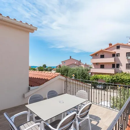 Nina Apartmán