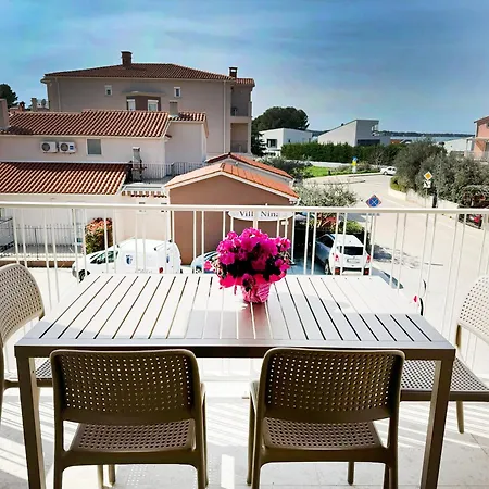 Apartment Nina *