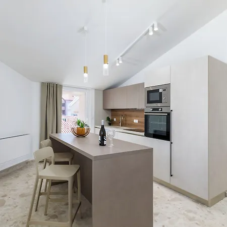 Nina Apartament Fažana